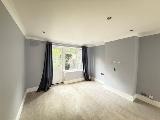 Property photo 2 of 13 Living Room