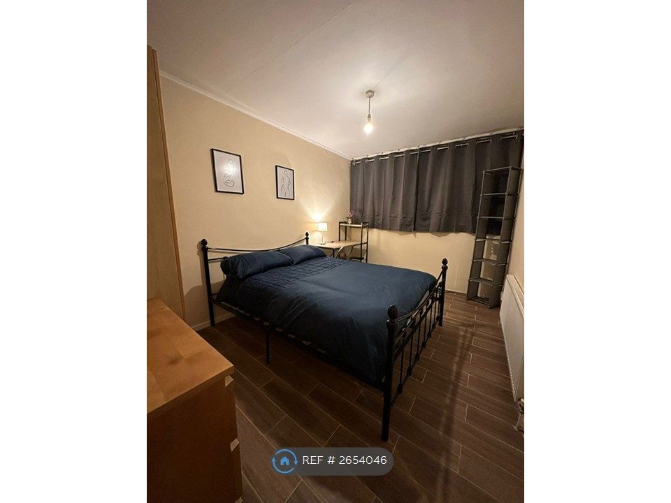 Property photo 3 of 26