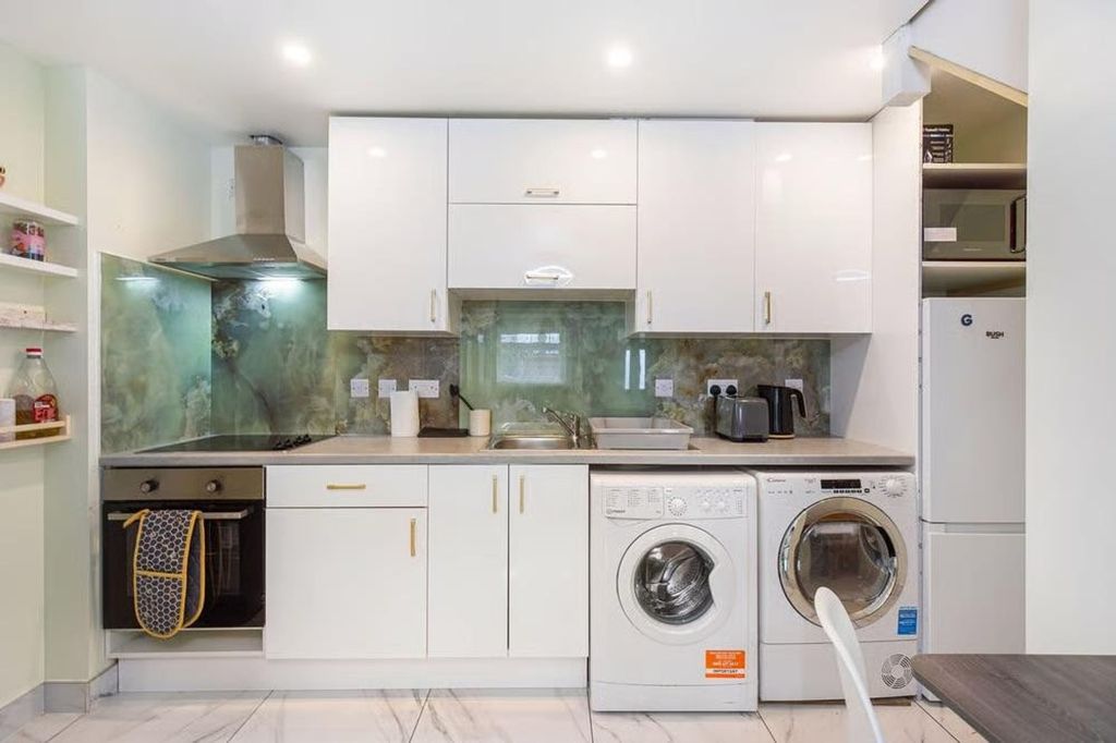 Property photo 1 of 26