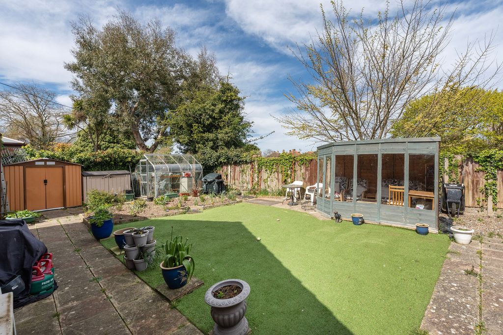 Property photo 2 of 15