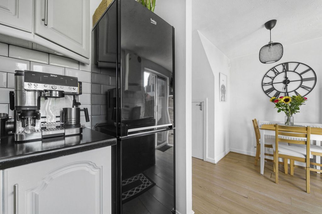 Additional image 8 of 2 bed terraced house for saleSt. Andrews Drive, Pontllanfraith, Blackwood NP12