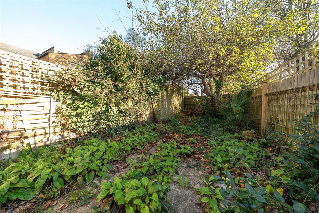 Property photo 3 of 10 Picture No. 01