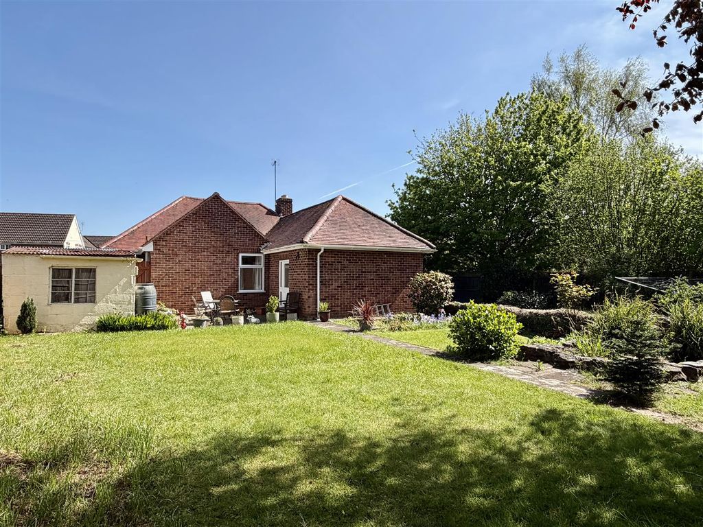 Property photo 3 of 15
