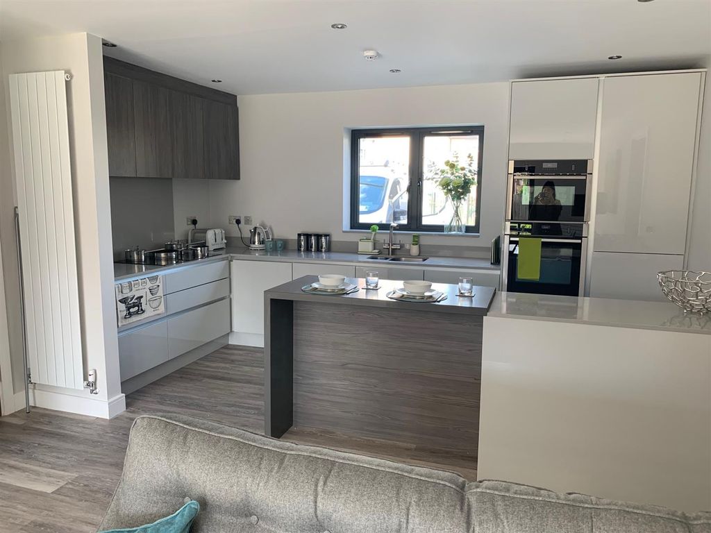 Additional image 4 of 8 bed flat for saleClifton View, Green Lane, Clifton, York YO30
