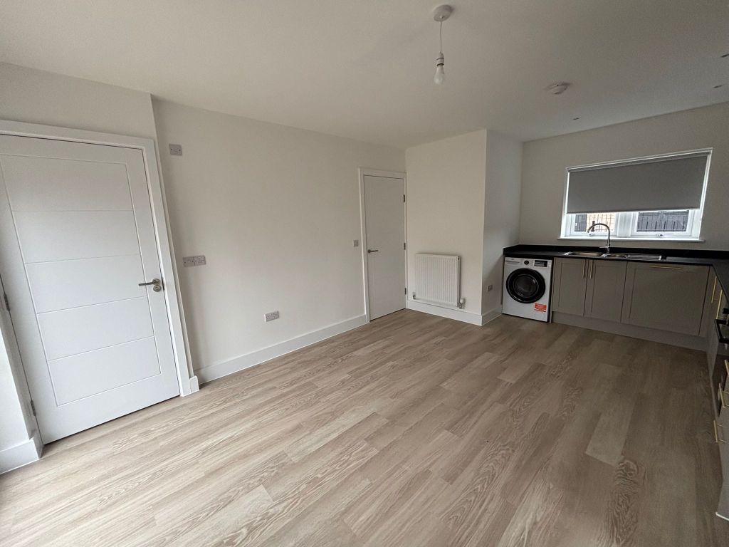 Property photo 1 of 17 Image