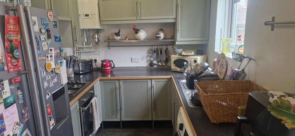 Property photo 2 of 9