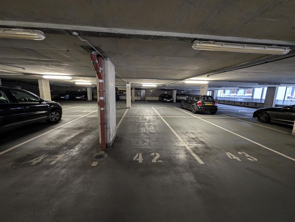 Property photo 2 of 3 Bay 42.Jpg