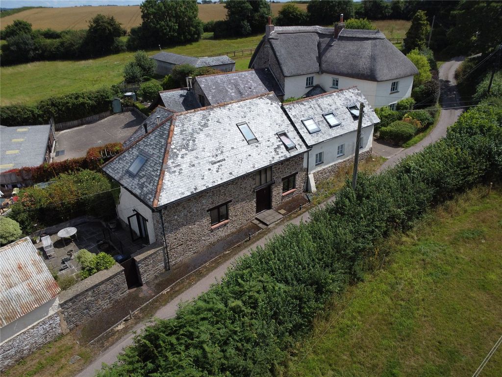 Property photo 1 of 17 Front