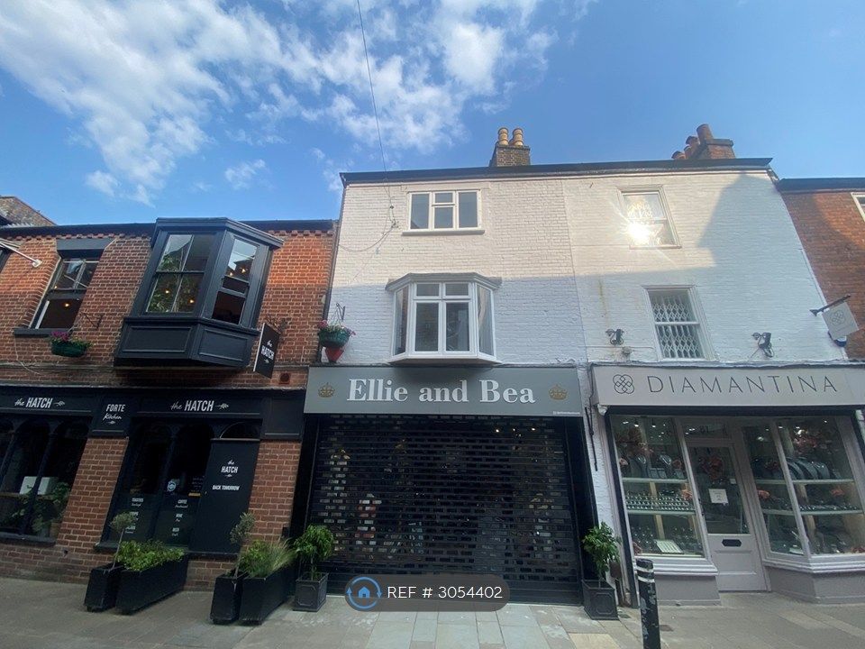 Property photo 1 of 13 Flat Above Ellie & Bea