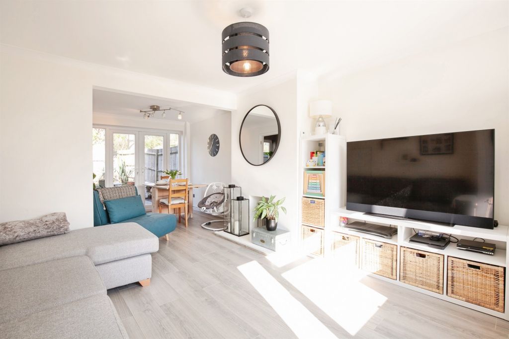 Property photo 2 of 16