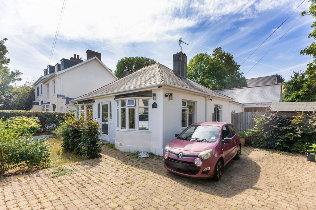 Property photo 1 of 33 Picture No. 36