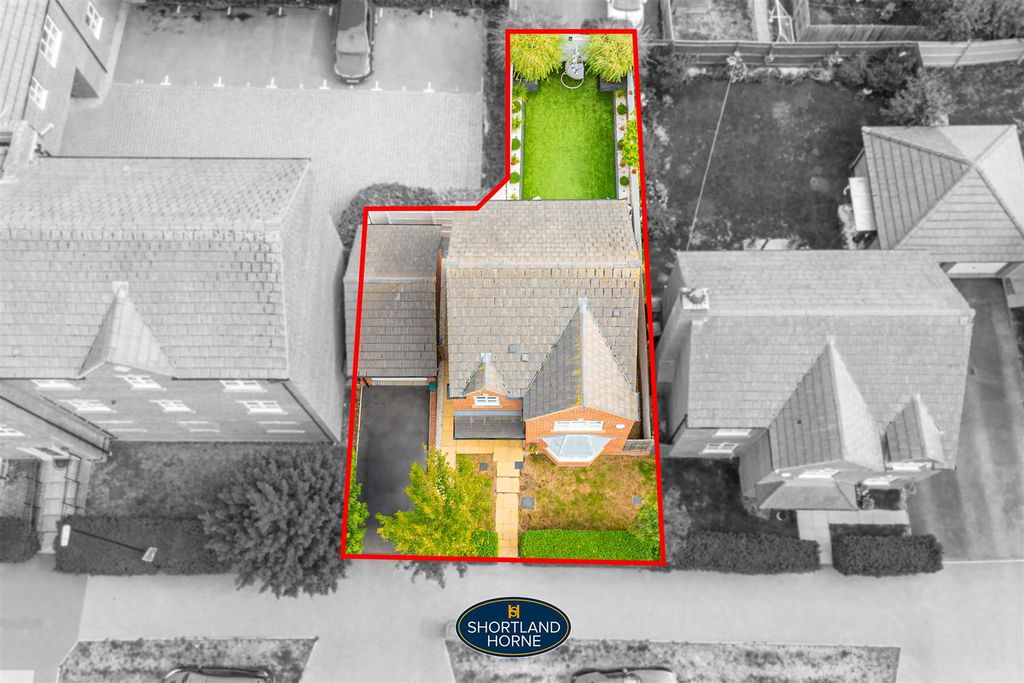 Property photo 2 of 38