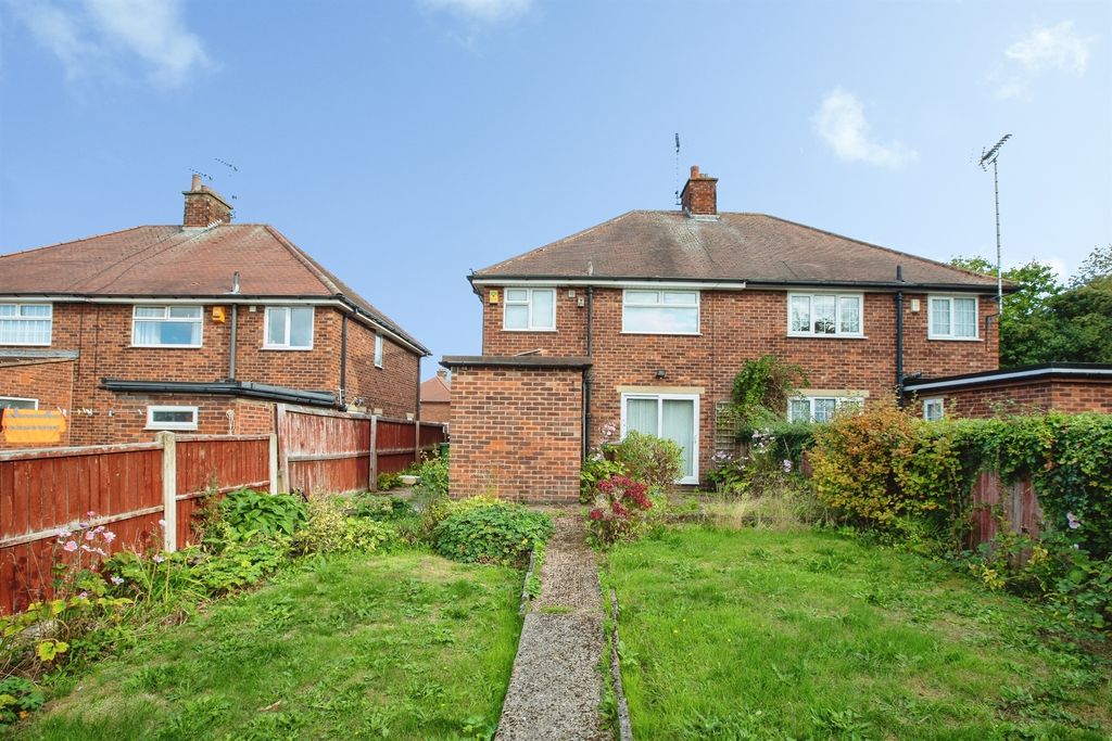 Property photo 2 of 18
