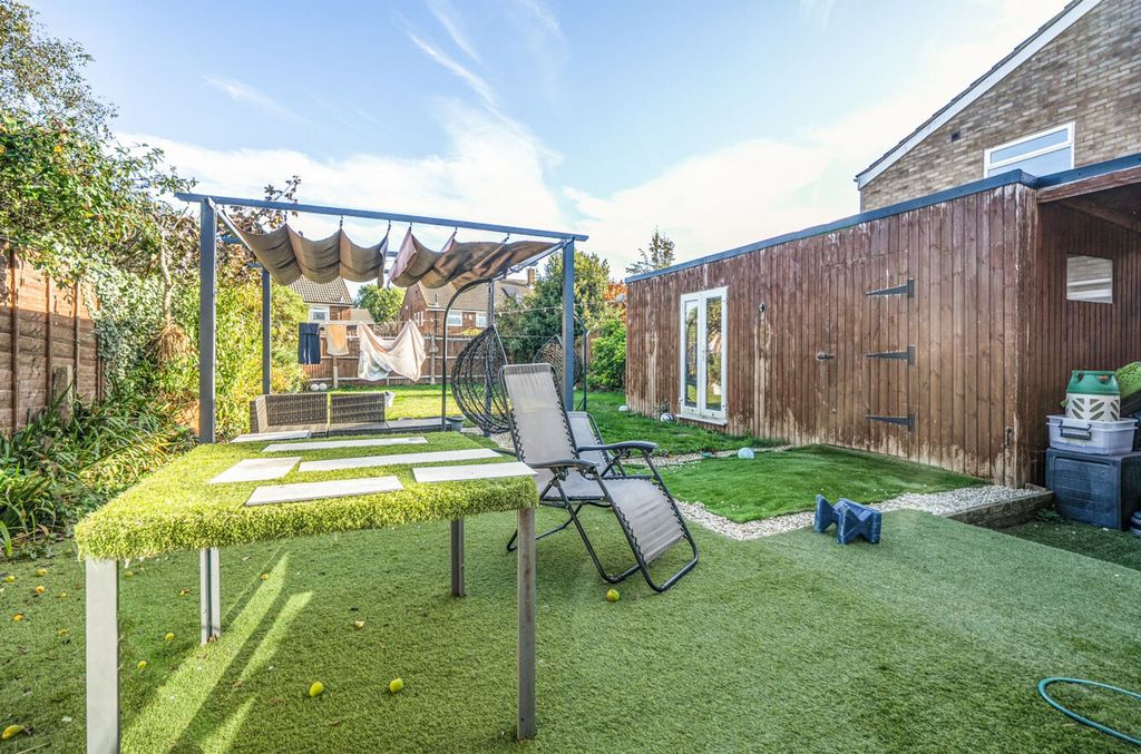Property photo 2 of 15