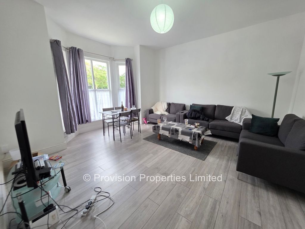 Property photo 1 of 15 Photo
