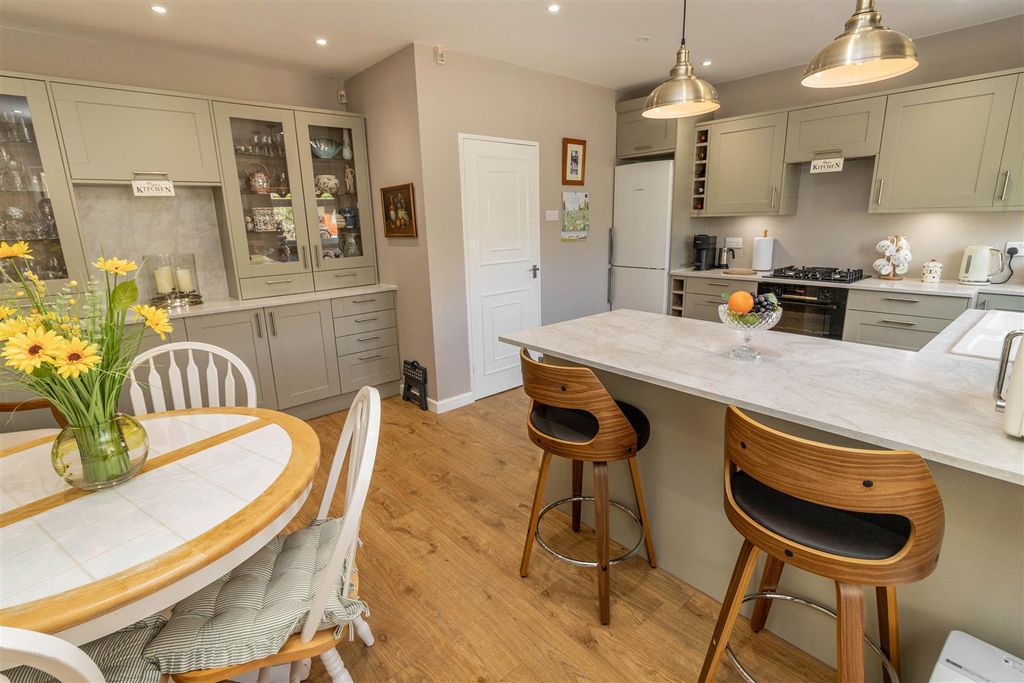 Property photo 3 of 16 Kitchen-Diner