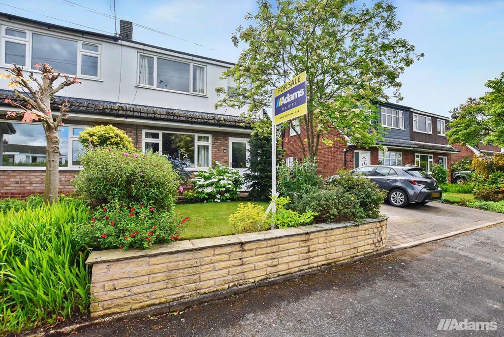 Property photo 2 of 26
