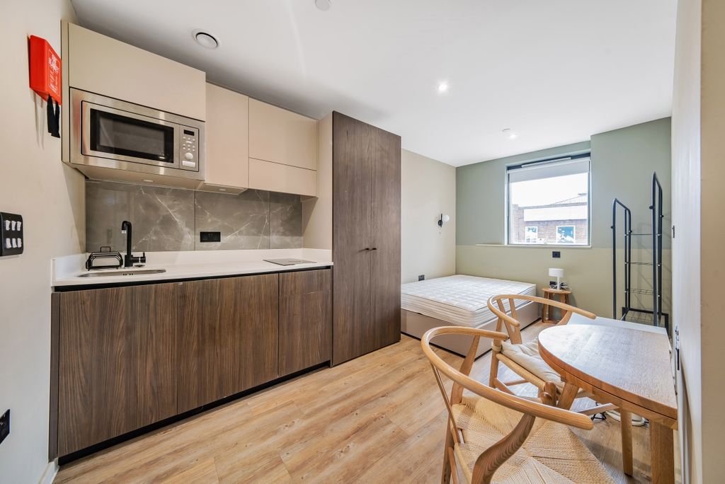 Property photo 2 of 15 1109499 (2)c