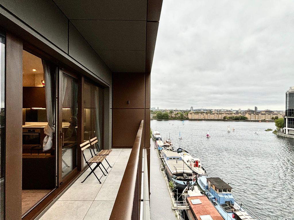 Property photo 2 of 12