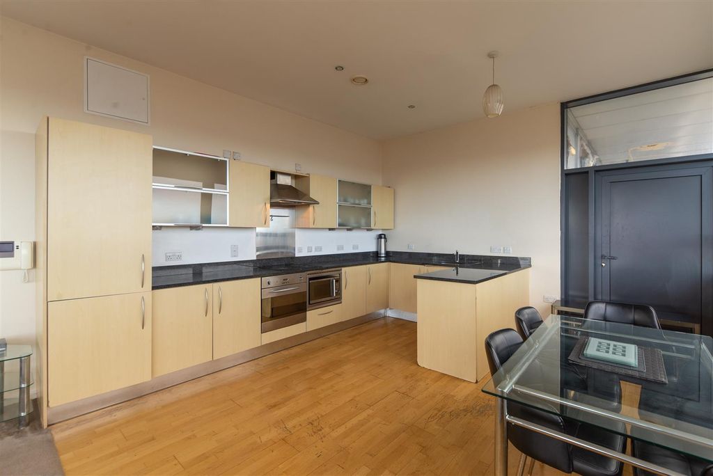 Property photo 2 of 18 4.Jpg