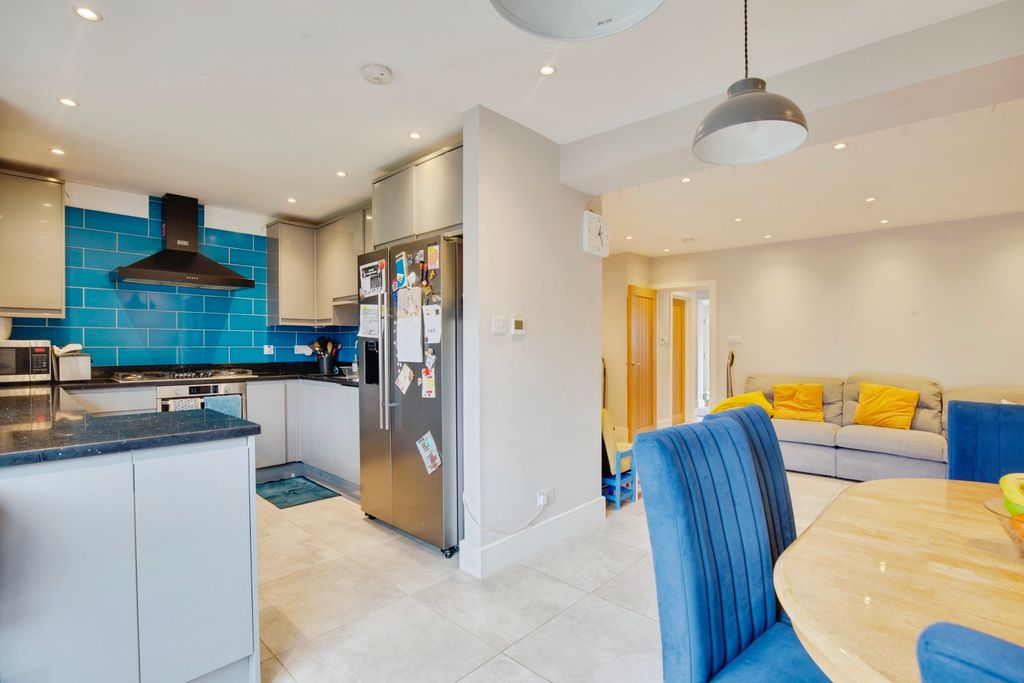 Property photo 2 of 20 842A8967Hdr