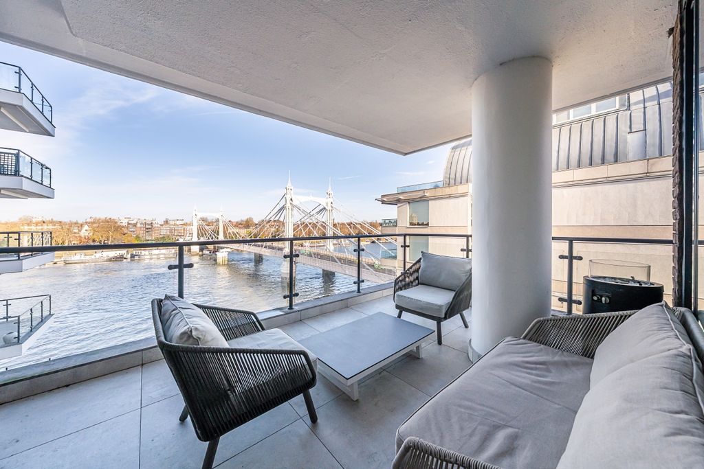 Property photo 1 of 27 Flat-50-Waterside...