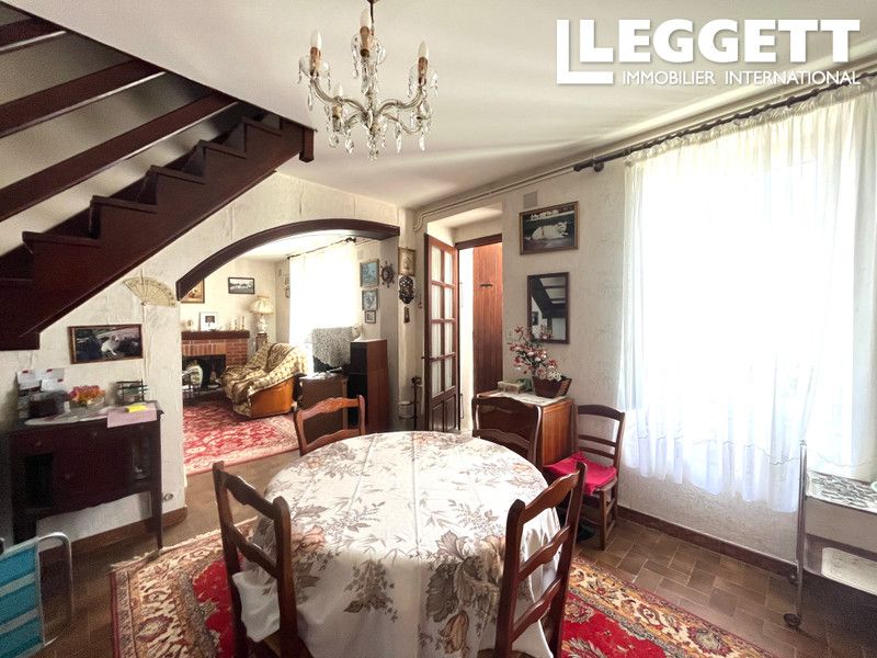 Property photo 3 of 10