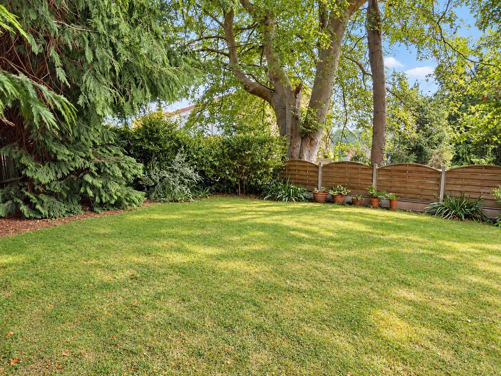 Property photo 1 of 4
