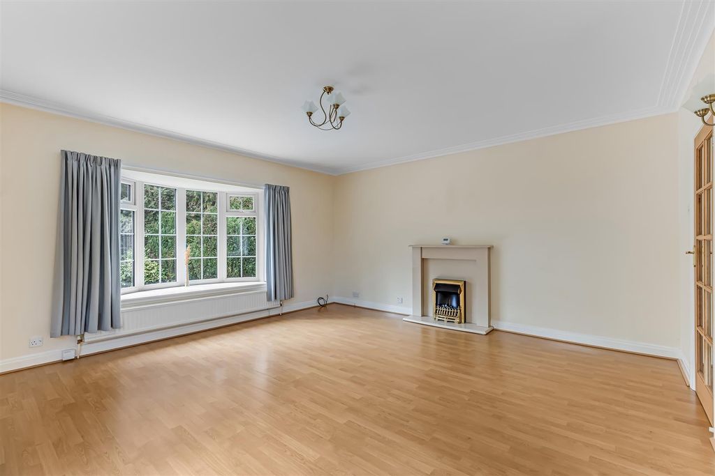 Property photo 3 of 17 Img_9910.Jpg