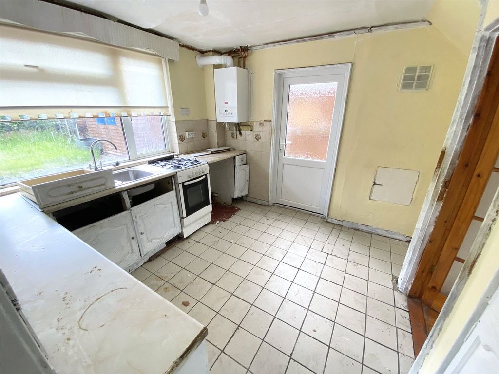Property photo 2 of 16 Picture No. 10