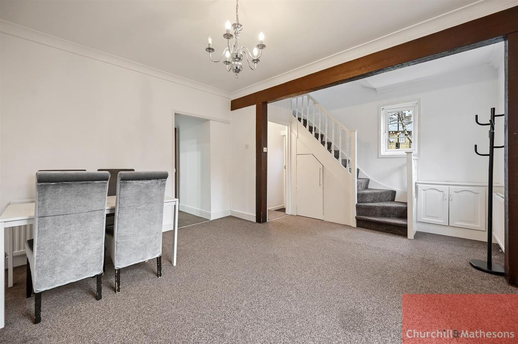 Property photo 2 of 12 Rcchmaa- Braybrook Street (12).Jpg