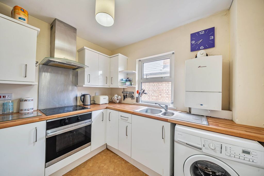 Property photo 2 of 4
