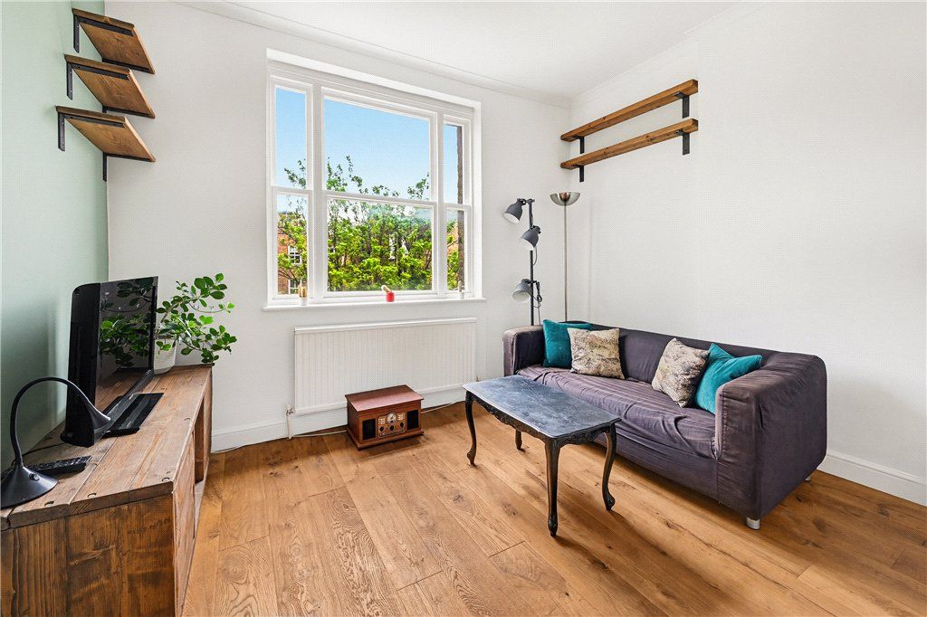 Property photo 2 of 10 Picture No. 03