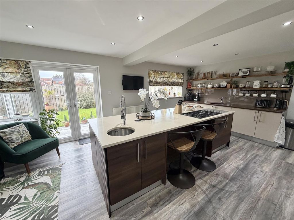 Property photo 2 of 23 Img_9812.Jpeg