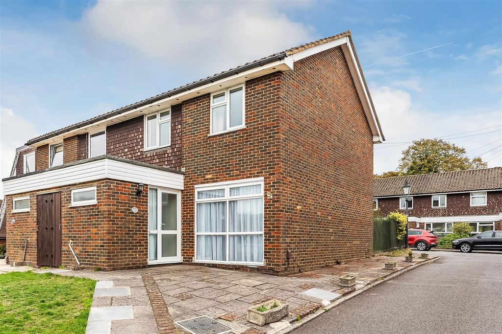 Property photo 1 of 17 26-Barrow-Green-Road-26.Jpg