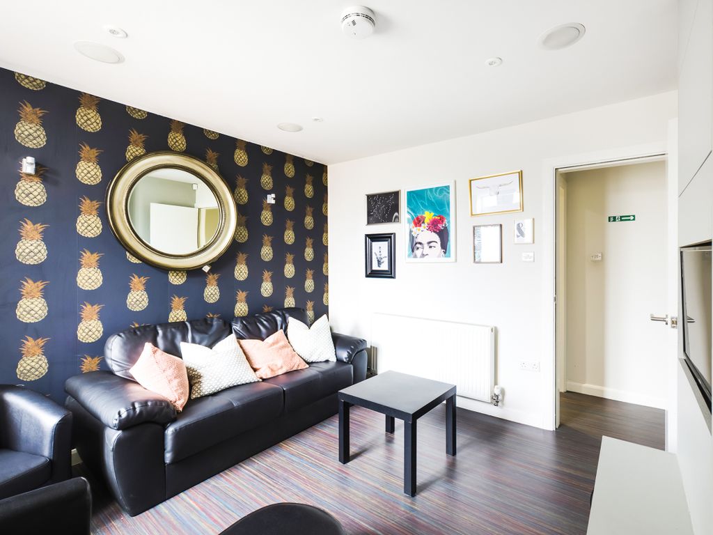 Property photo 2 of 8 Photo 1