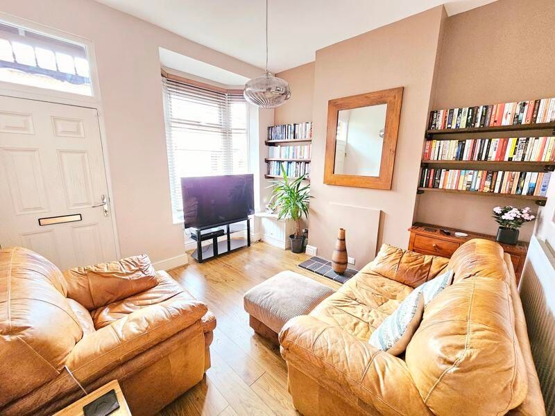 Property photo 2 of 12