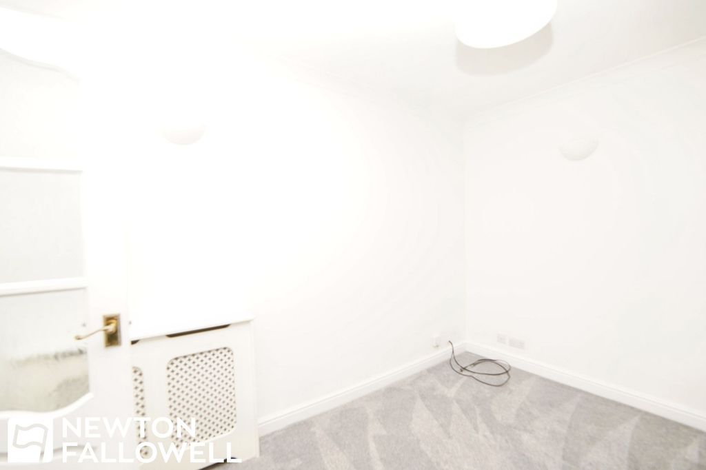 Property photo 1 of 52