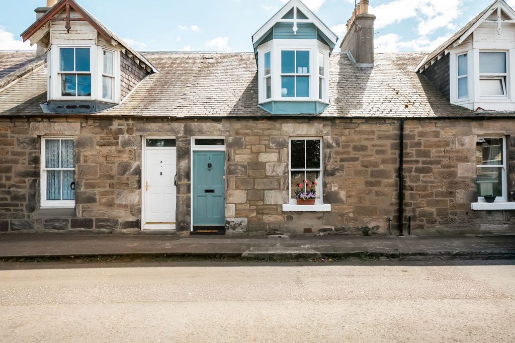 Property photo 1 of 29