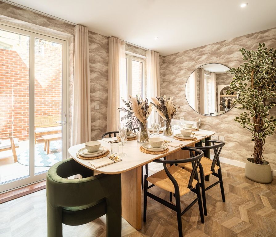 Property photo 2 of 11 Ben_Pipe_Photogra...