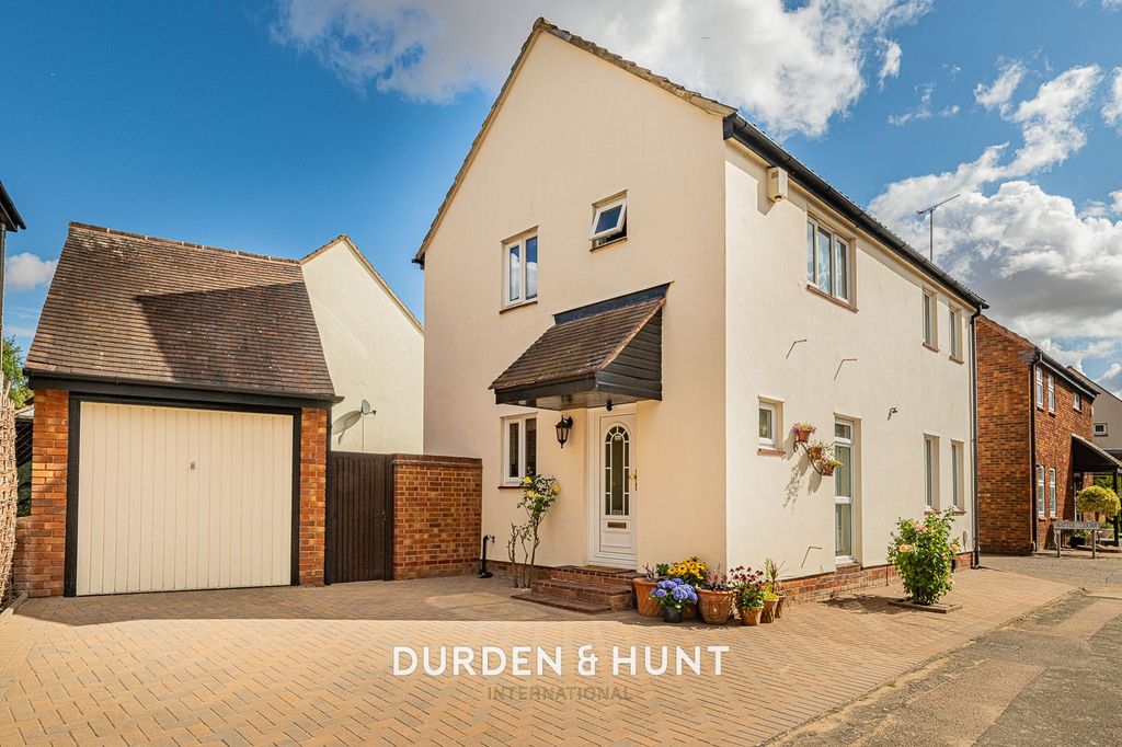 Property photo 1 of 37