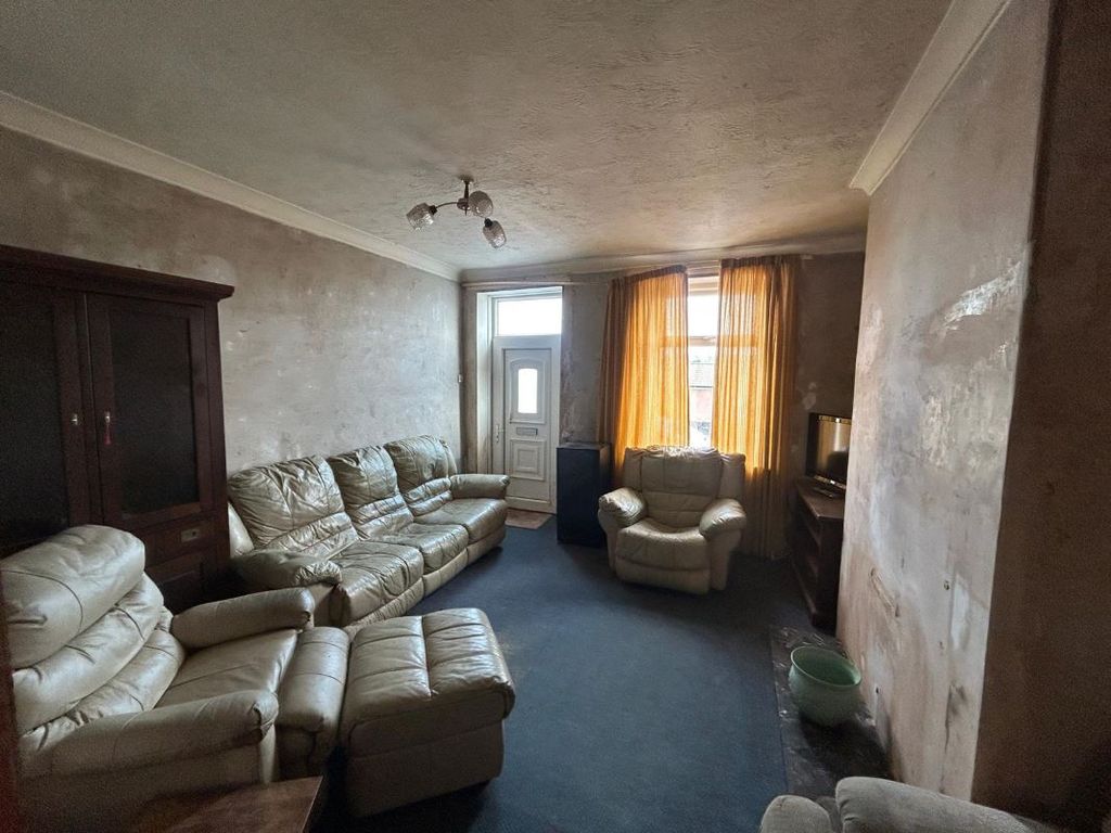 Property photo 2 of 10 Image 2