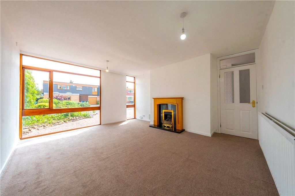 Property photo 3 of 28 Picture No. 58