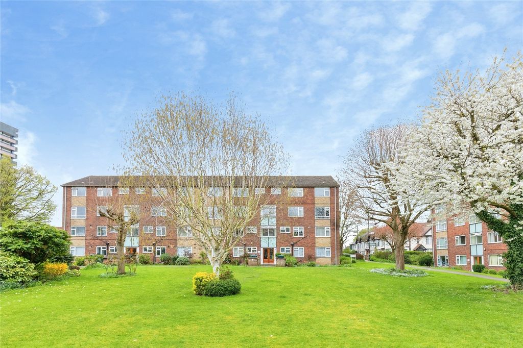 Property photo 1 of 19 Picture No. 22