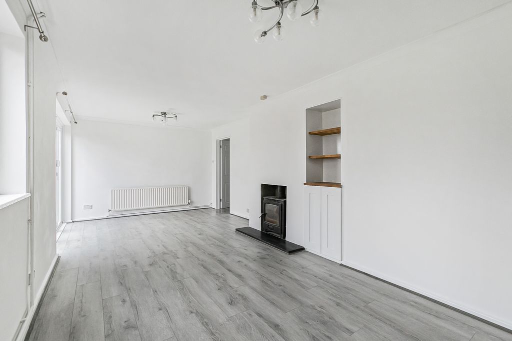 Property photo 3 of 13 Living Room