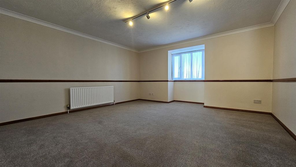 Property photo 2 of 6 20260321_140059.Jpg