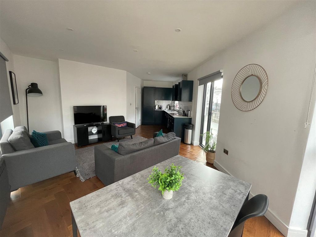 Property photo 1 of 8 5.Jpg