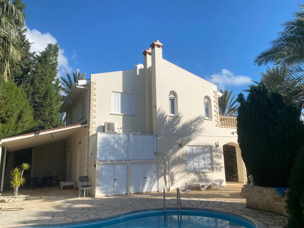 Property photo 1 of 38