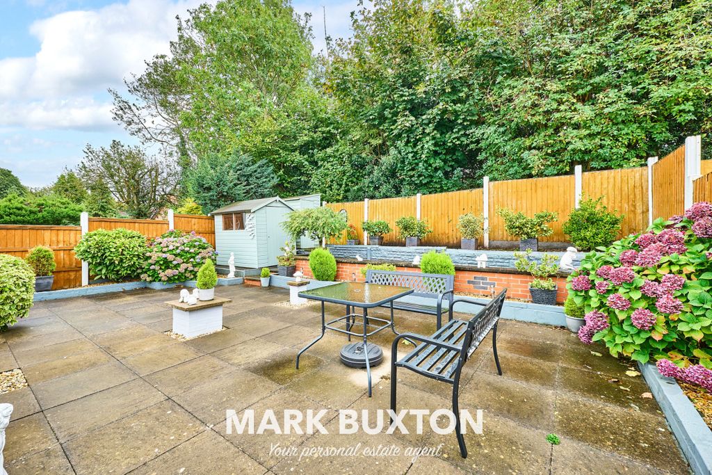 Property photo 2 of 26