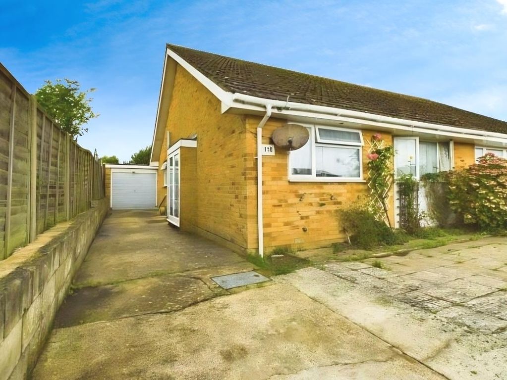 Property photo 3 of 5 External